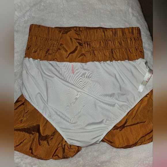 Like New Large FP Free People Movement The Way Home Parachute Shorts - Picture 7 of 7